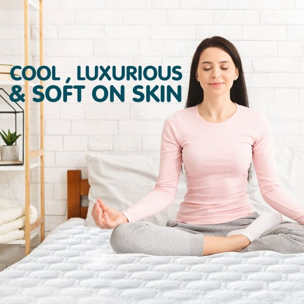 Laura Hill Fitted Cool Max Mattress Protector Image 7