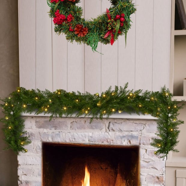National Tree Company 274cm Prelit Christmas Garland - Dunhill Shimmer Fir Image 7