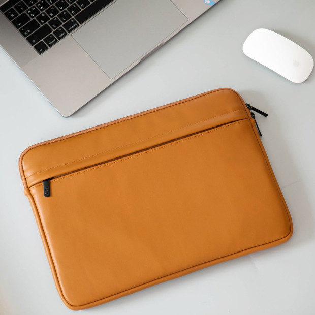 Large 15 Inch Laptop Sleeve Erato - Brown Image 2