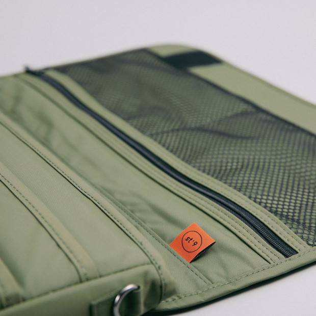 Large 15/15.6 Inch Laptop Sleeve With Strap Lato - Khaki Image 6