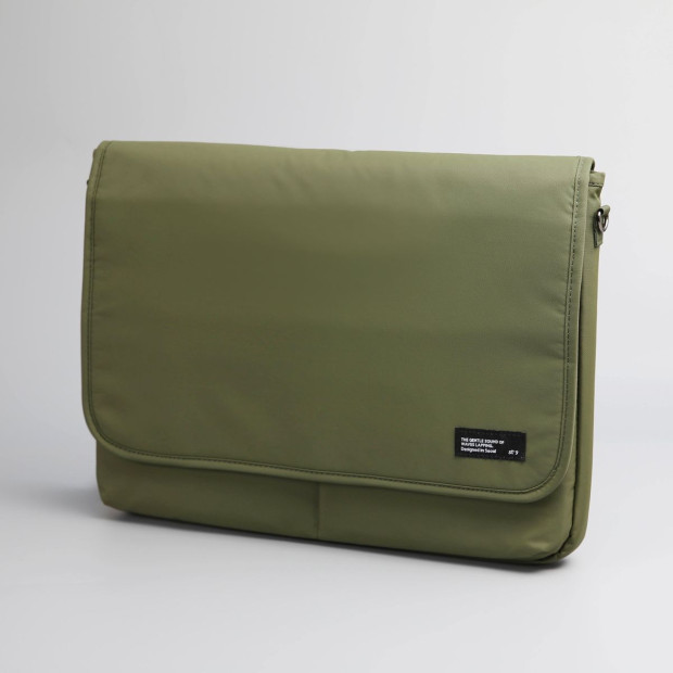 Large 15/15.6 Inch Laptop Sleeve With Strap Lato - Khaki Image 7