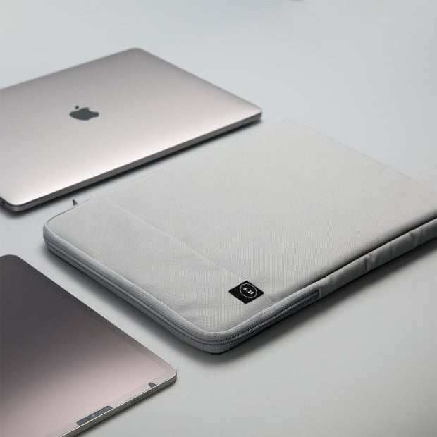 Large 15 Inch Laptop Sleeve Luke - Grey Image 2