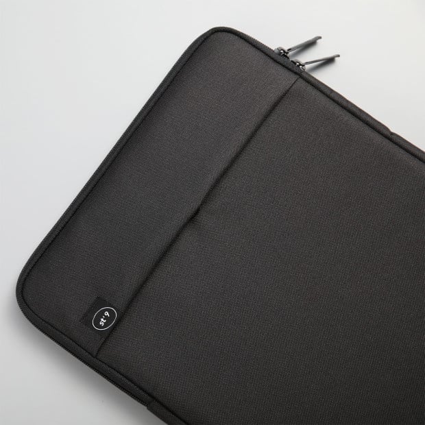 Medium 13 Inch Laptop Sleeve Luke - Black Image 7
