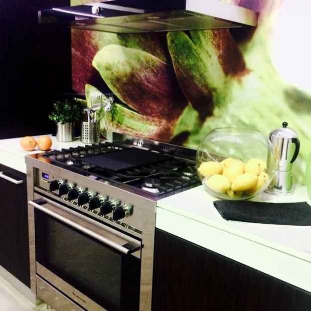 Kleenmaid 90cm Dual Fuel Freestanding Oven Work Burner On LHS OFS9021 Image 3