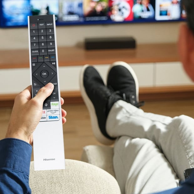 Genuine Hisense TV Remote Control T285172 ERF6E64H Image 5