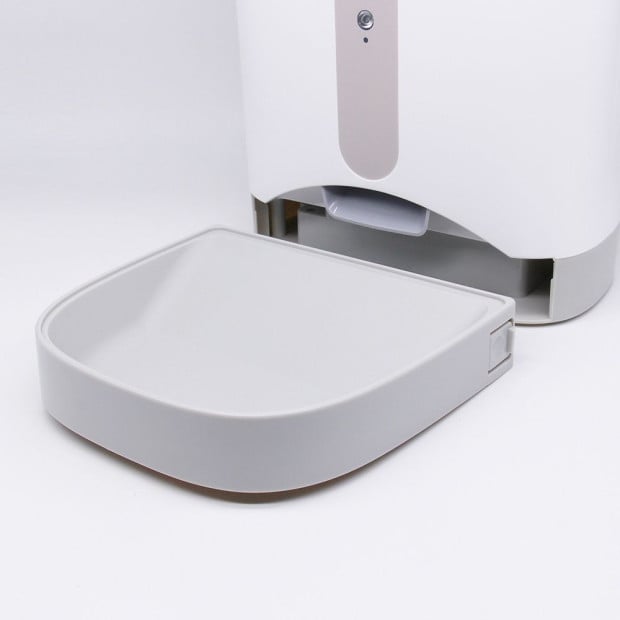 Automatic Pet Dog Cat Rabbit Feeder Smartphone Camera App Image 9