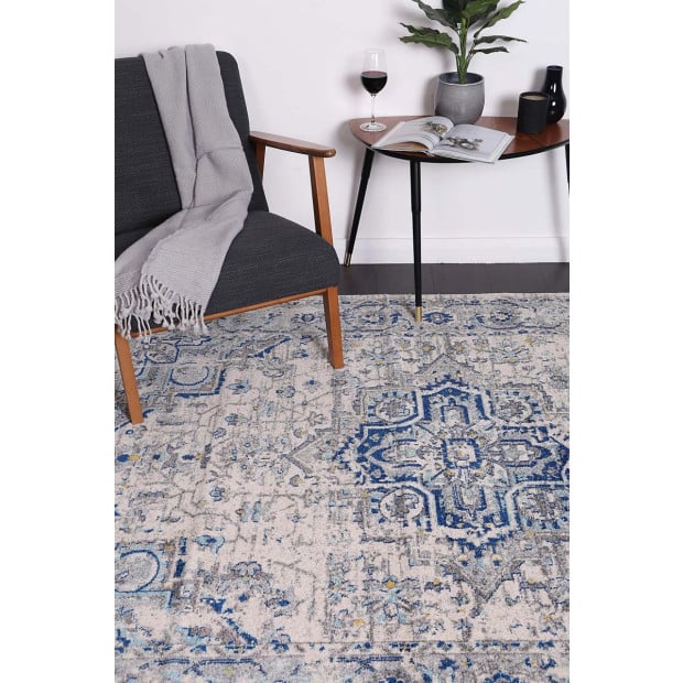 Delicate-melissa-ivory-blue-rug Image 3
