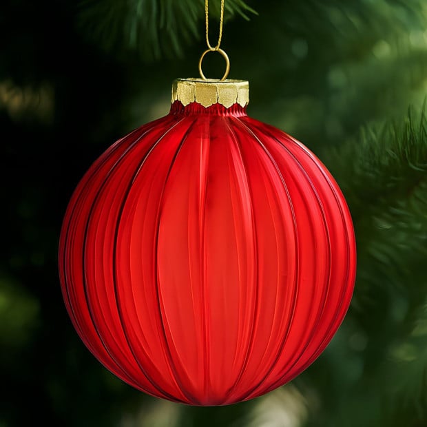 Christabelle Glossy Red Glass Baubles 6Pcs with Textured Stripe Pattern Balls Christmas Tree Decoration Ornament Image 8