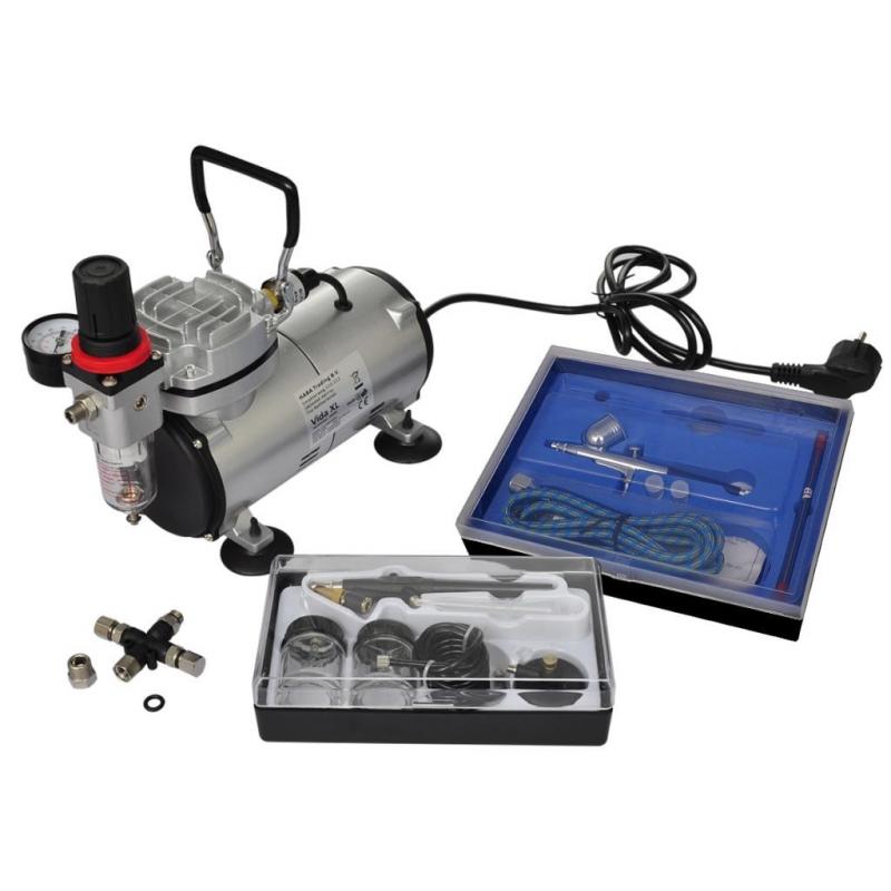 Airbrush Compressor Set With 2 Pistols Silver